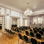 Savoy Hotel 4*