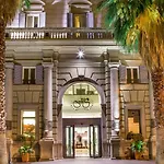 Hotel Savoy