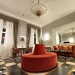 Savoy 4* Rom