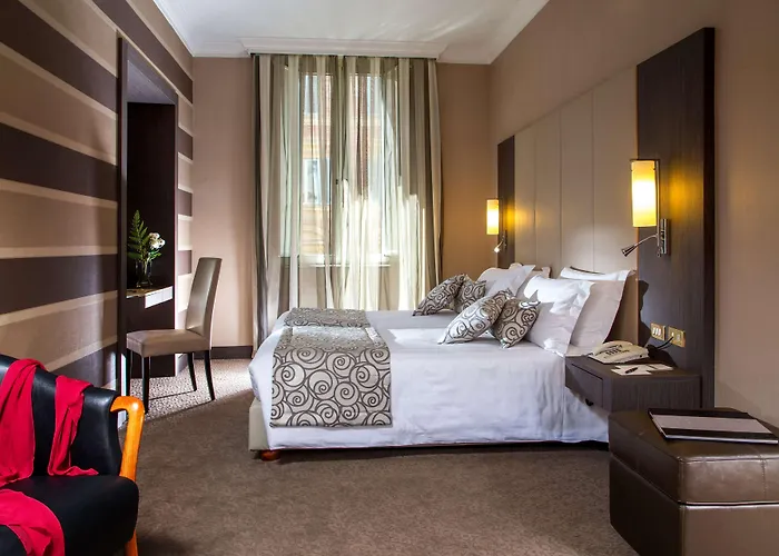 Savoy 4*
