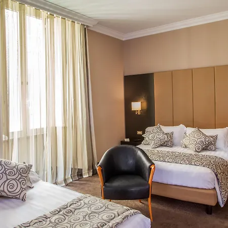 Savoy Ξενοδοχείο 4*