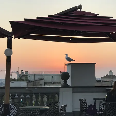 Savoy Ξενοδοχείο 4*