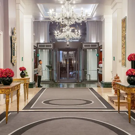 Savoy 4* Ρώμη