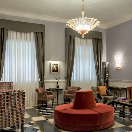 Ξενοδοχείο Savoy 4*