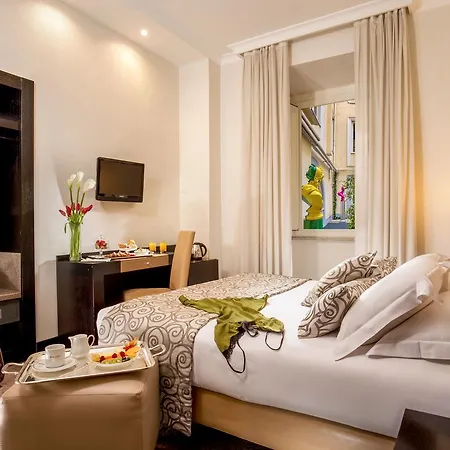 Savoy 4*