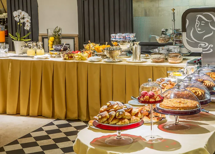 Hotel Savoy Rome