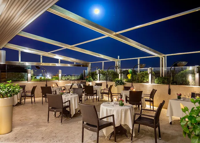 Hotel Savoy 4*